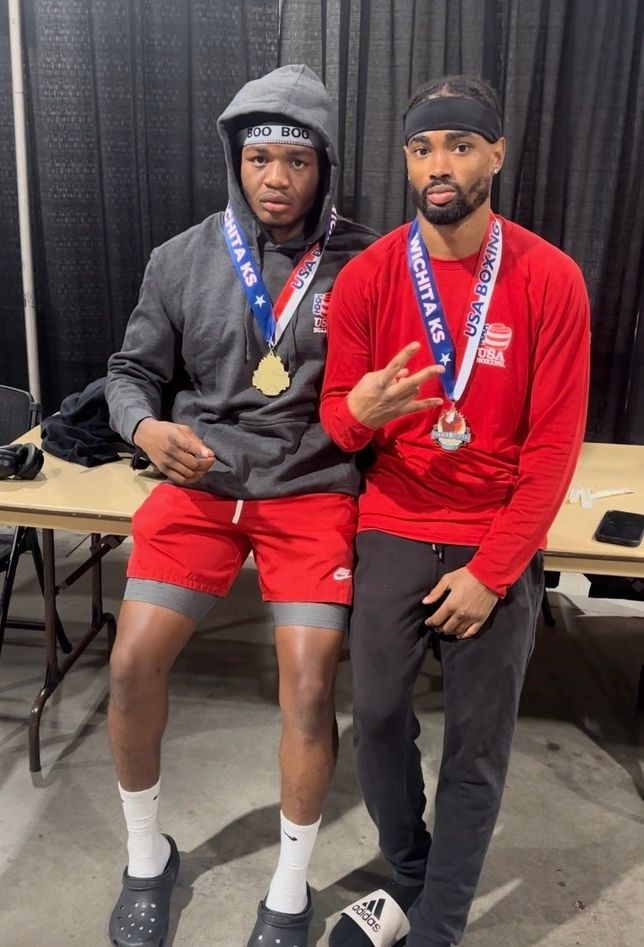 Obey Boxing Elite competitors with their medals